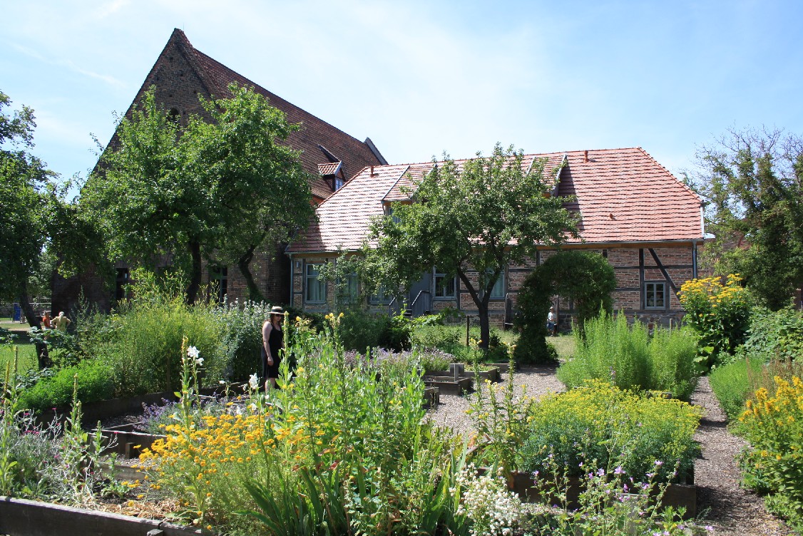 Behind the granery (today a café) and next to a nice playground there is the monastery garden with lots of medicinal herbs.