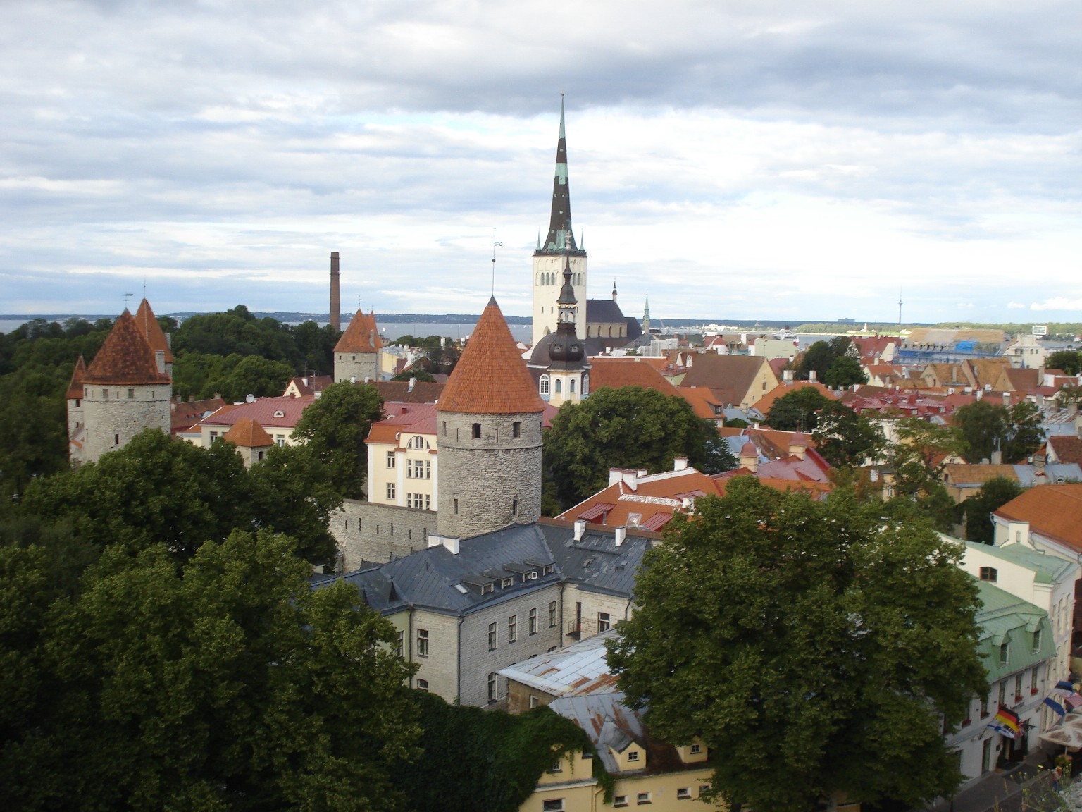Blick auf Tallinn vom Burgberg aus. 