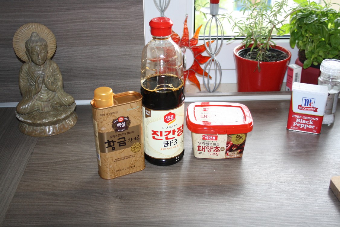 Korean ingredients in my kitchen - what a sight! :)