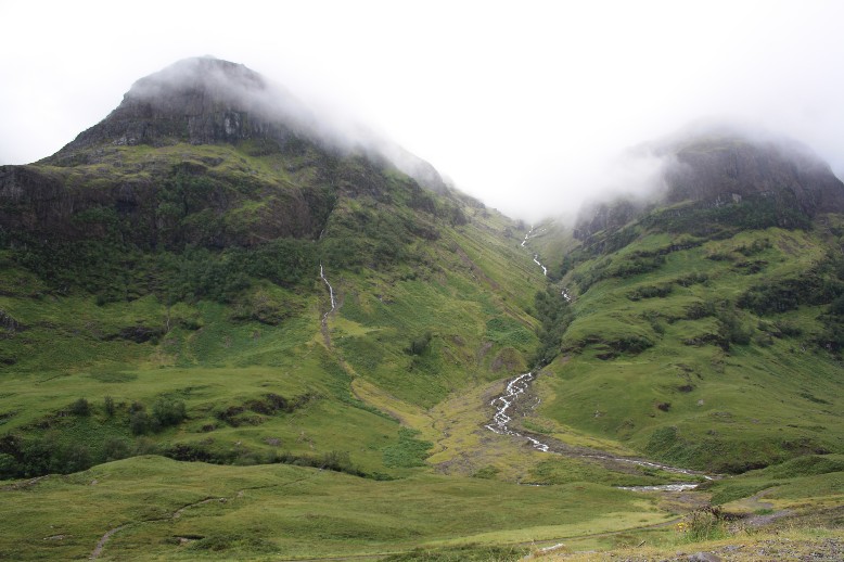 "That's where we want to go", said Janis and pointed at the waterfall.