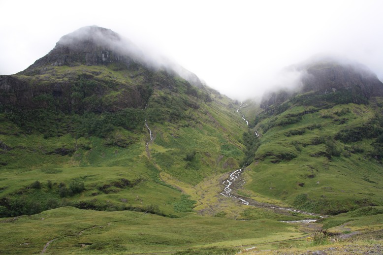 "That's where we want to go", said Janis and pointed at the waterfall.