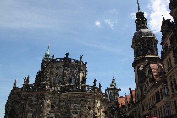 Dass Dresden Florenz so ähnlich sieht, liegt auch daran, dass Italiener es erbaut haben. 