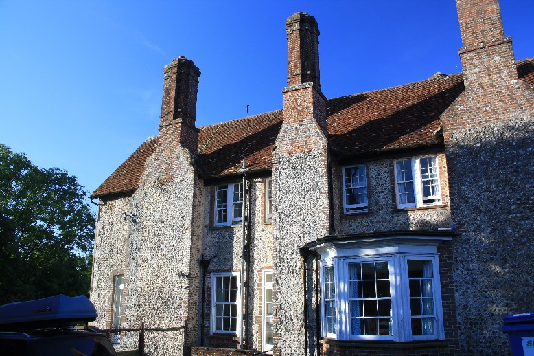 Die Jugendherberge von Alfriston ist eins dieser Häuser "mit Seele". (Alfriston youth hostel is a house with a soul.)