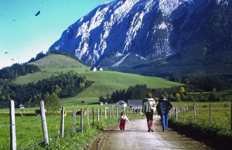 Der Grimming war Klein-Lenas allererstes Wander-Revier. 