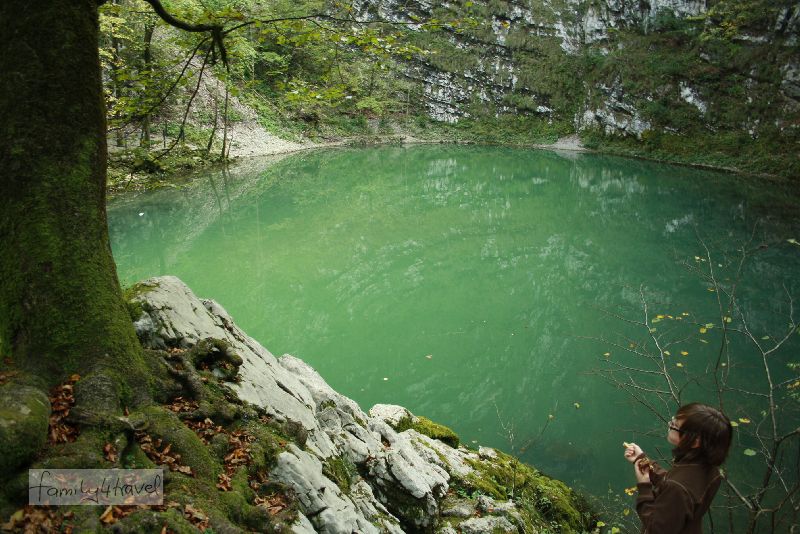 Der "Wilde See": Loch in unergründliche Tiefen. 