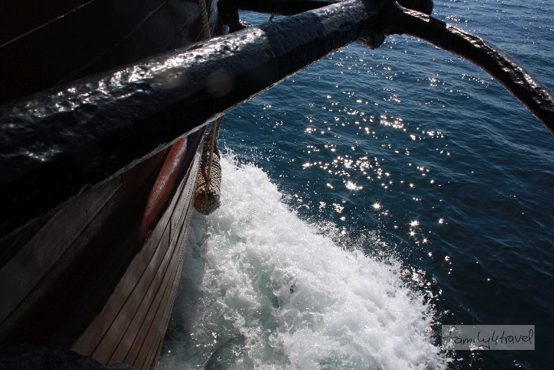 Auf der türkisblauen Adria zu schippern, kann ein erhebendes Erlebnis sein (nehme ich an, wenn man die Jolle nicht mit 246 anderen Urlaubern teilt).