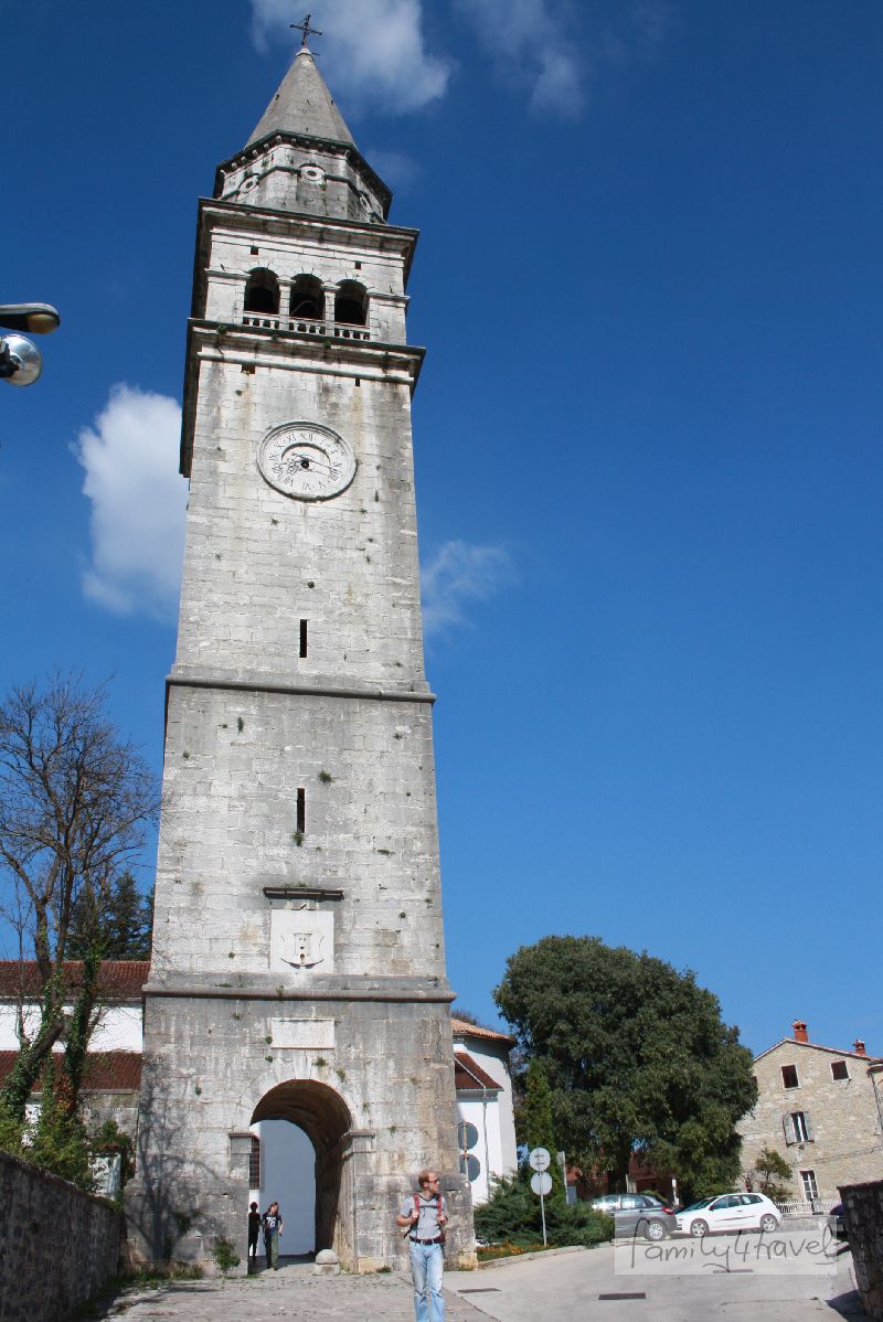 kroatien-istrien-pazin-campanile