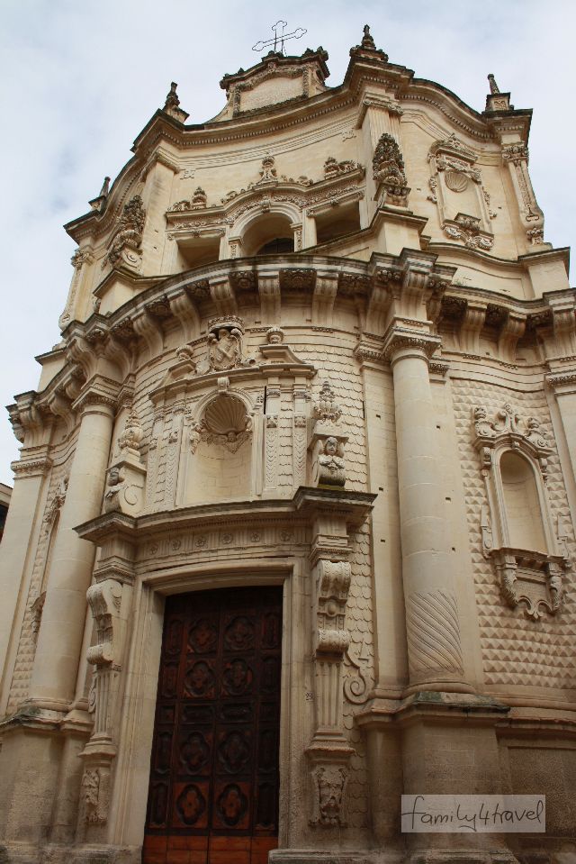 Eine von vielen Kirchen in Lecce und eines von vielen Beispielen des Lecceser Barocks. 