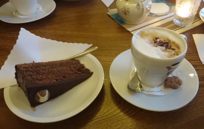 Was wäre ein Familienausflug ohne Cappuccino?