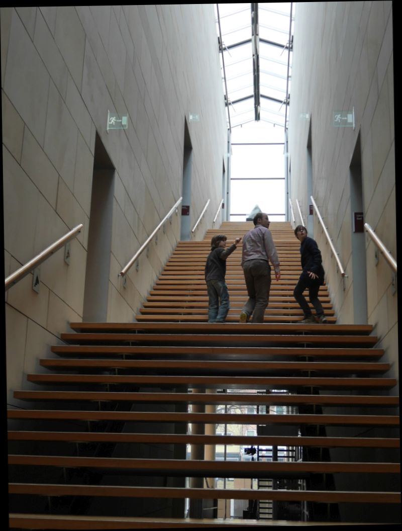 Hildesheim mit Kindern, Roemer- und Pelizaeus-Museum, Treppe