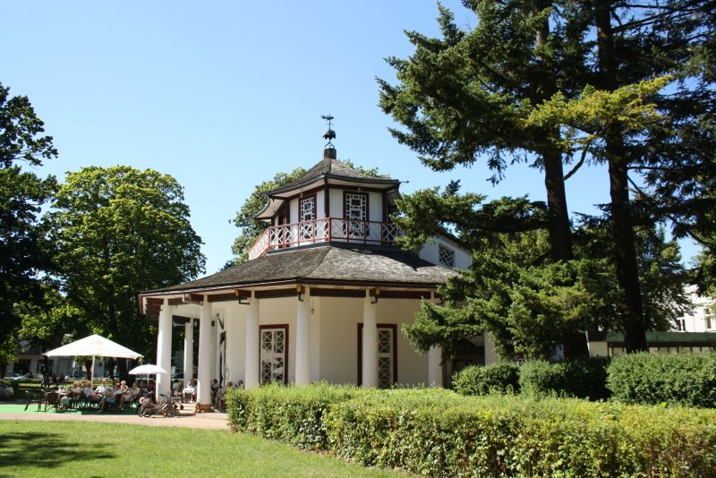 Bad Doberan, Park am Kamp, Weißer Pavillon