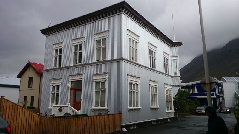 Isafjördur, Island, Stadtvilla