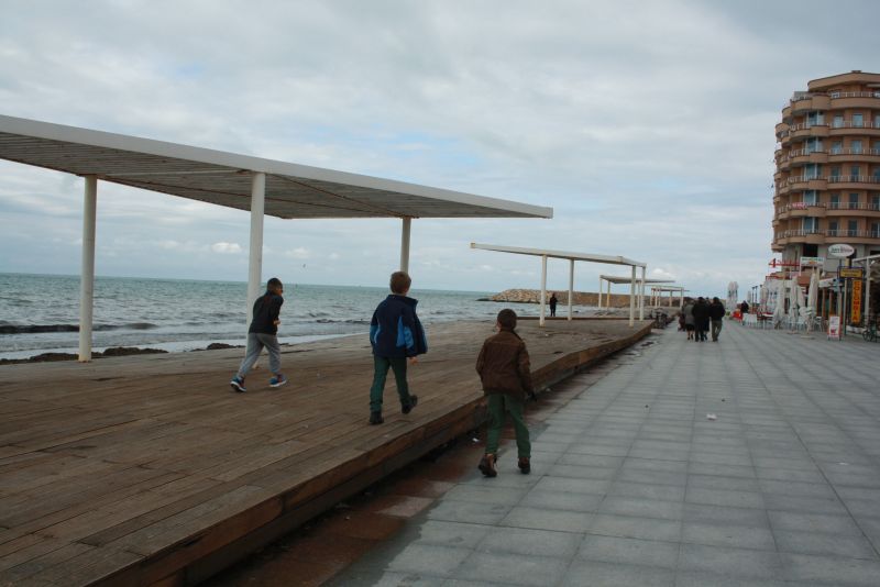 Strandpromenade von Durres, Urlaub in Albanien