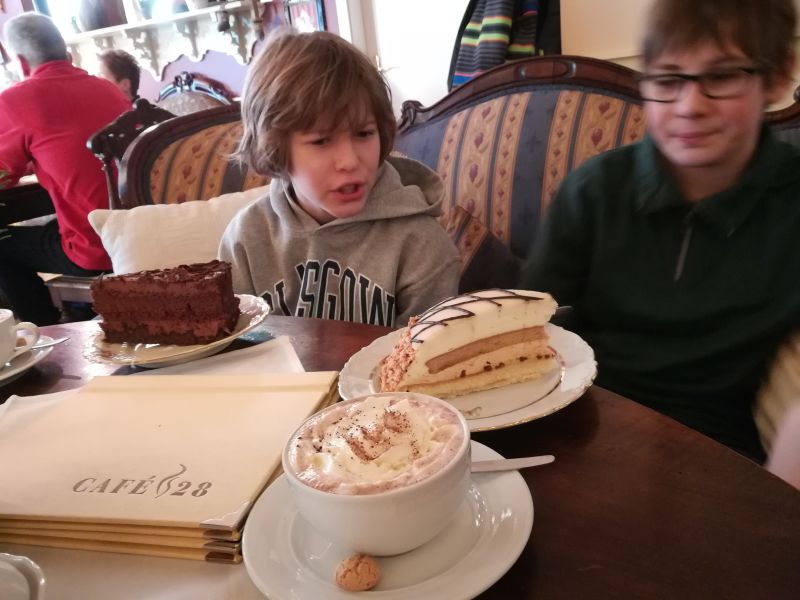 Café 28, Wismar mit Kindern