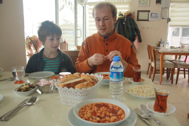 Silivri, Marmarameer, Türkei, türkische Bohnensuppe