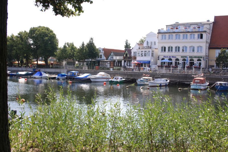 Warnemünde für Familien, Alter Strom