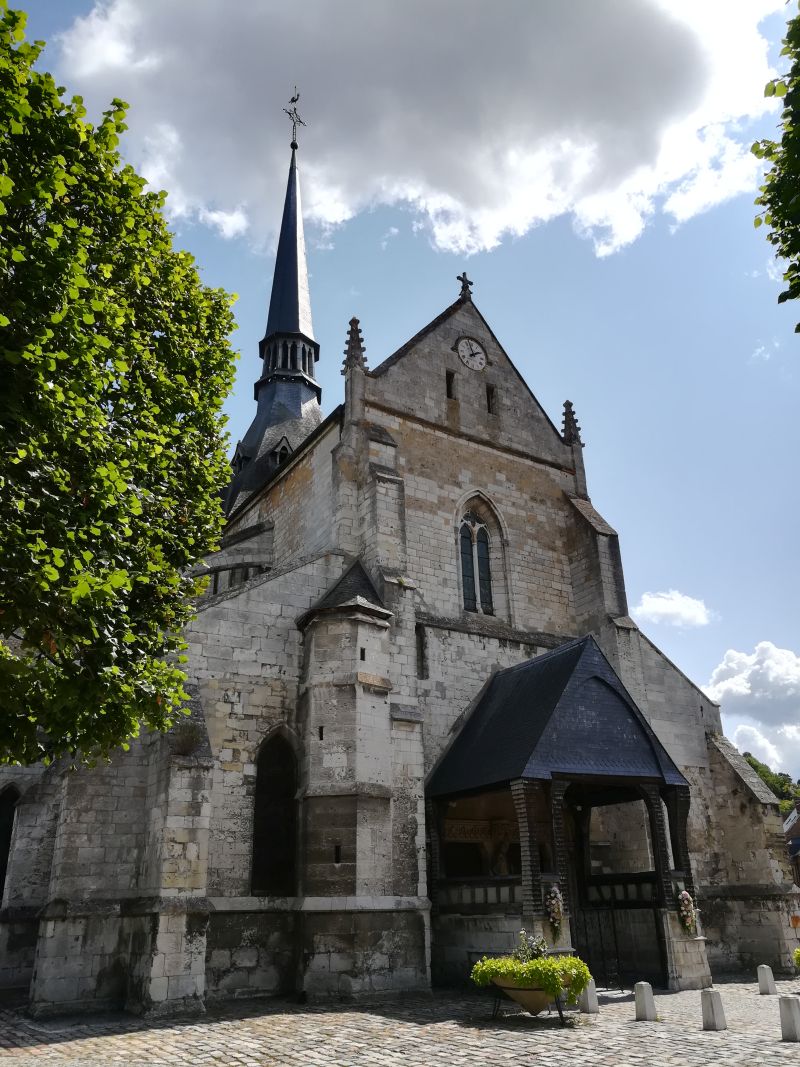 Les Andelys, Kirche