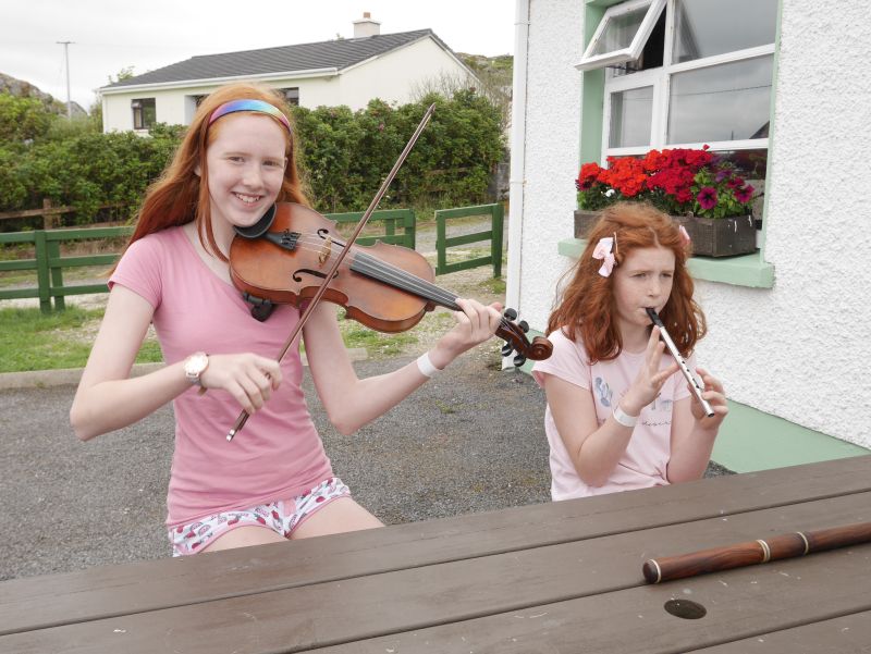 donegal glencolumbkille folk village musik