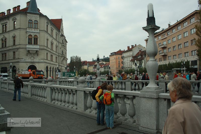 Drei Brücken nebeneinander: Ljubljana mit Kindern