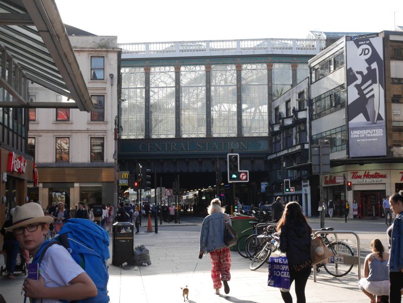 Tagesausflug nach Glasgow mit Kindern, Central Station