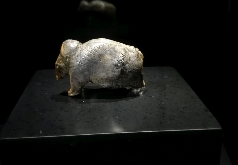 Steinzeit Kunst Mammut Tübingen MUT