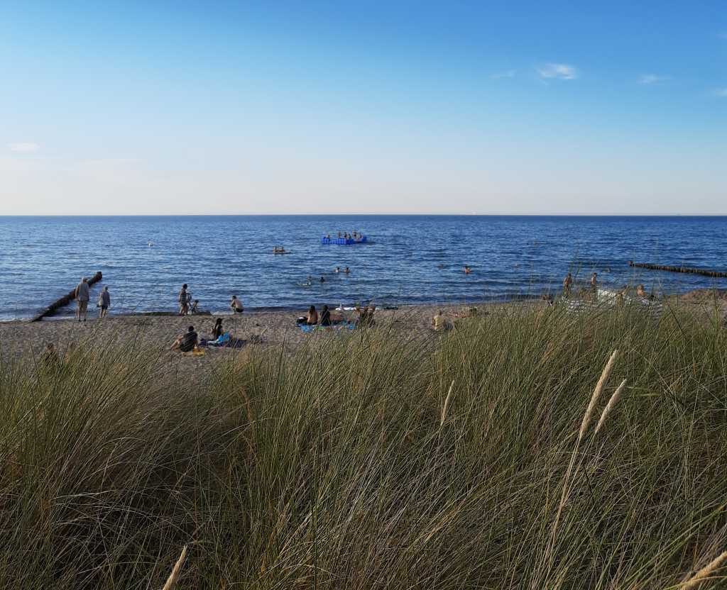 ostsee strand corona voll