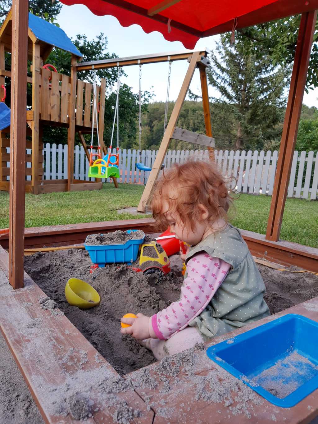 rhoen kinderfreundliche ferienwohnung mit garten und spielplatz