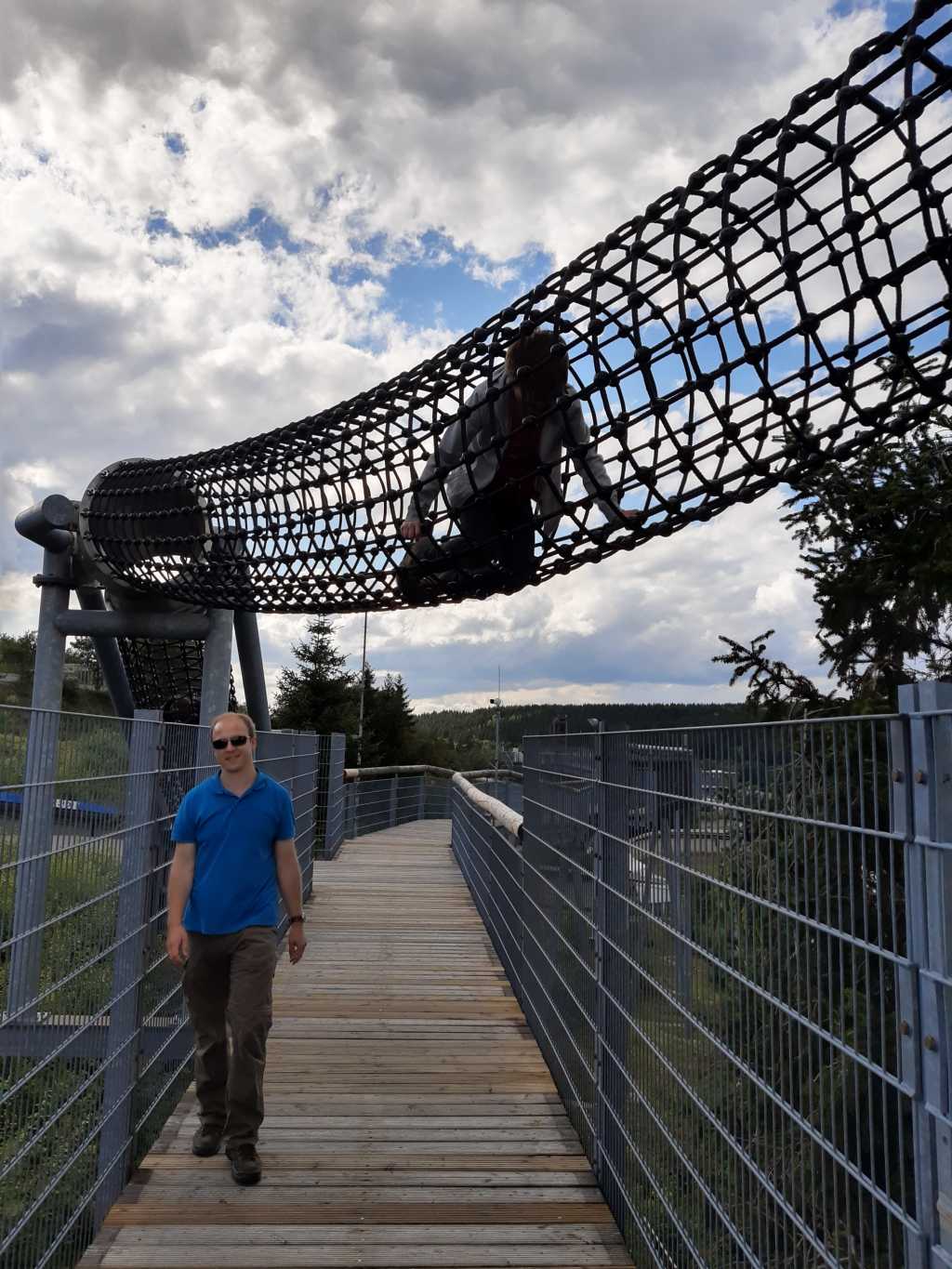 sauerland erlebnisberg kappe panoramabruecke mit kind
