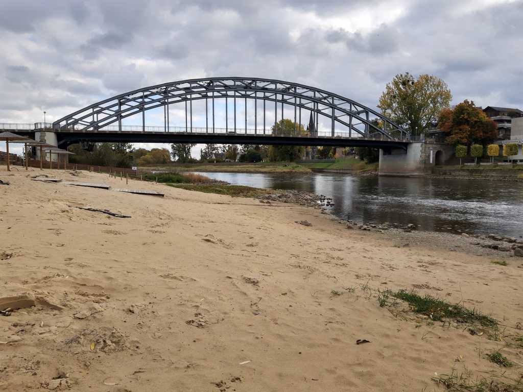 rinteln weserbrücke weserstrand