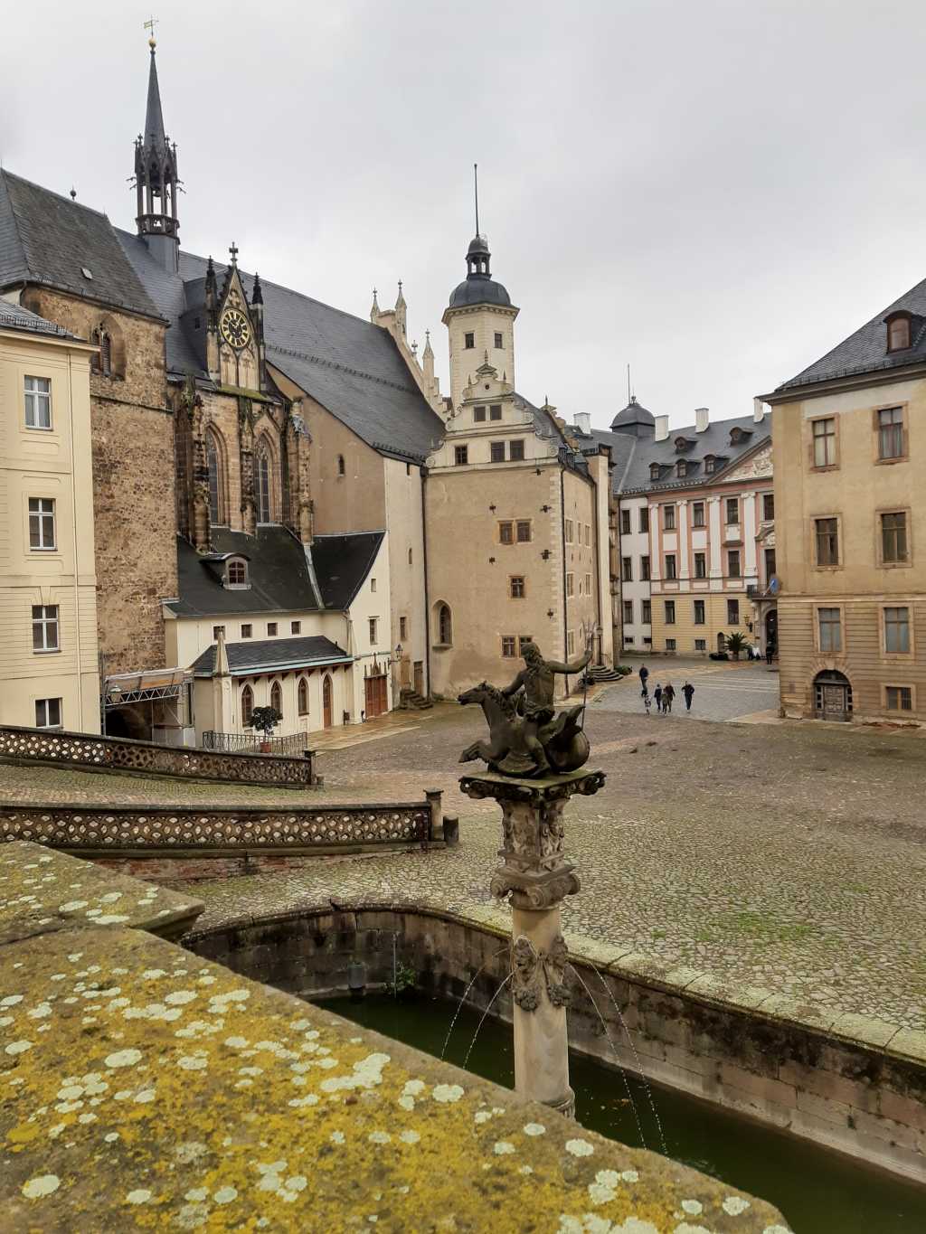 thueringen altenburg residenzschloss innenhof