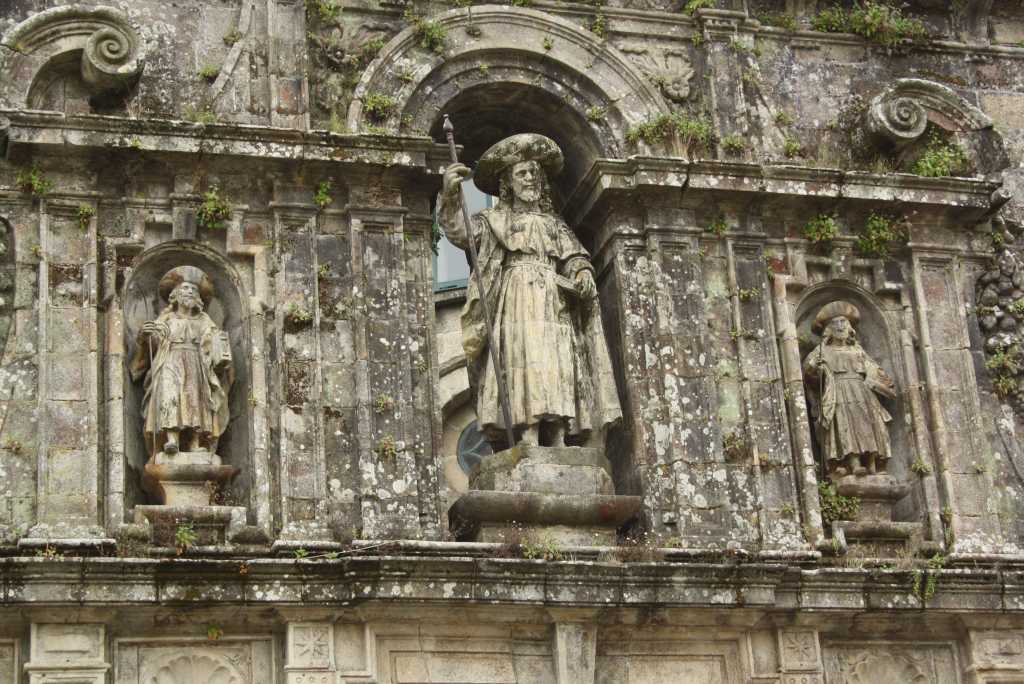 santiago fassadenfiguren