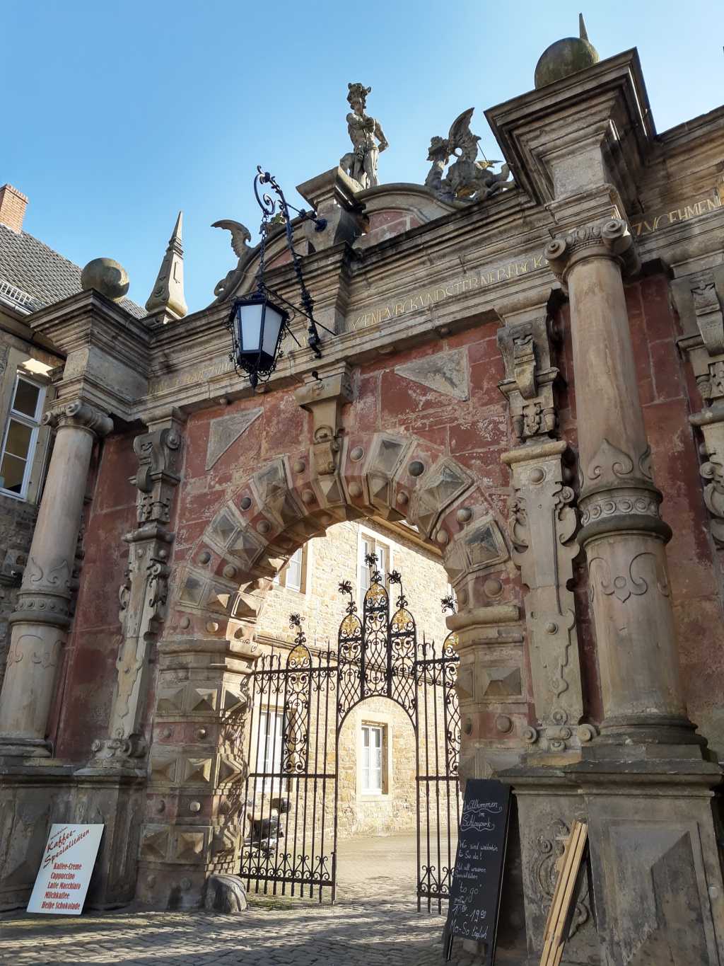 bückeburg drachenprüfung schlosstor