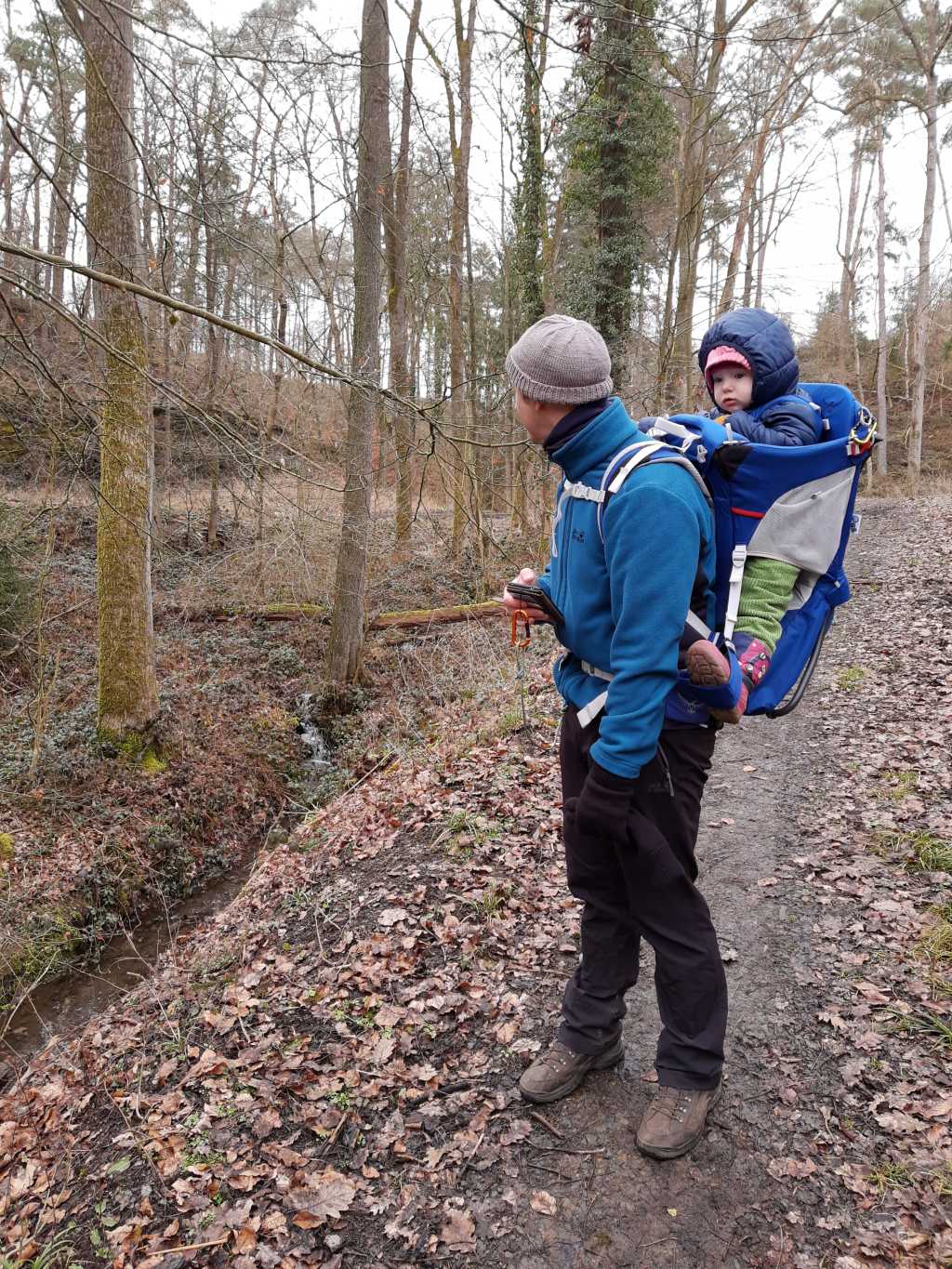 exten bachtal, wandern mit kraxe