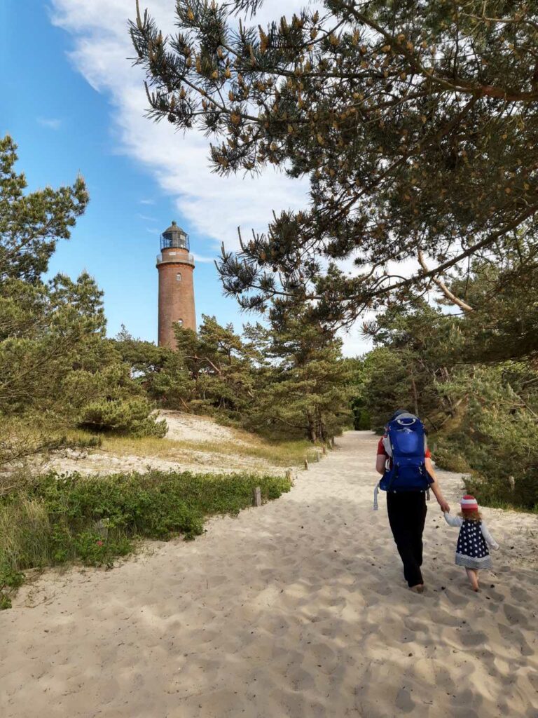 fischland-darss-zingst lighthouse with toddler