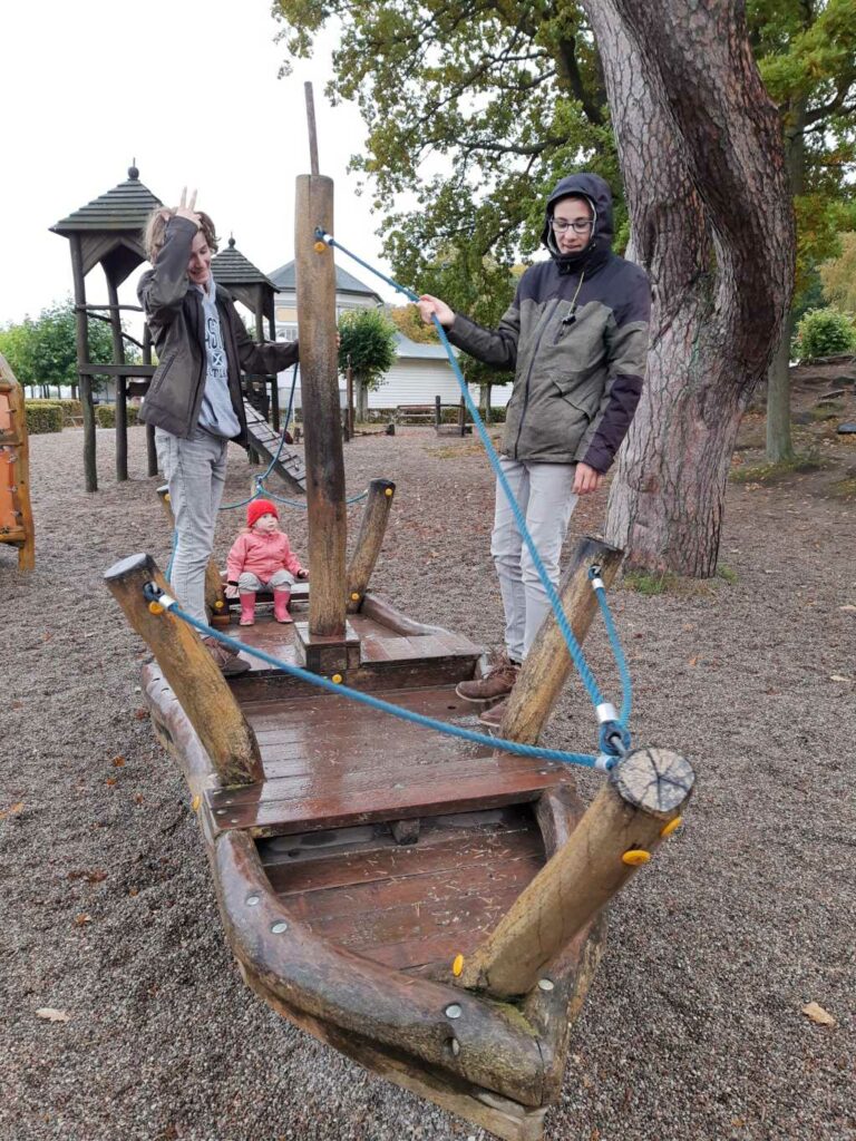 spielplatz rügen göhren wackelschiff