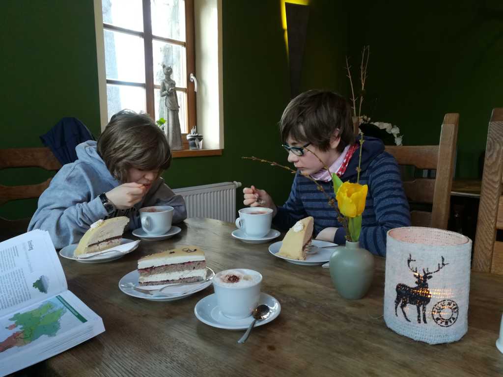 cafe im schafstall nenndorf innen