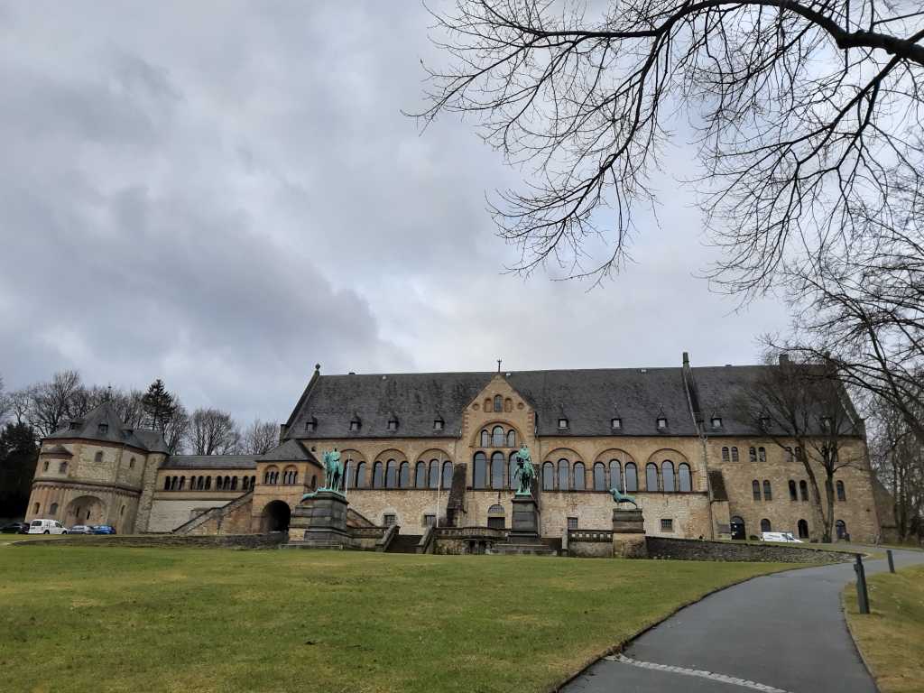 goslar kaiserpfalz, ausflugsziele in niedersachsen mit der bahn