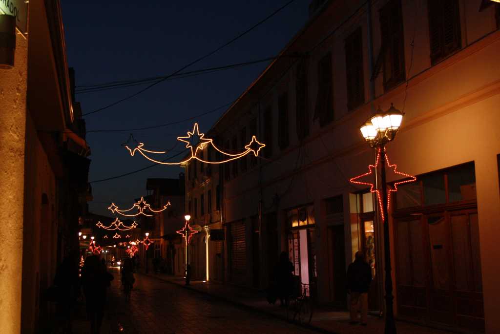 shkodra albanien weihnachtsbeleuchtung