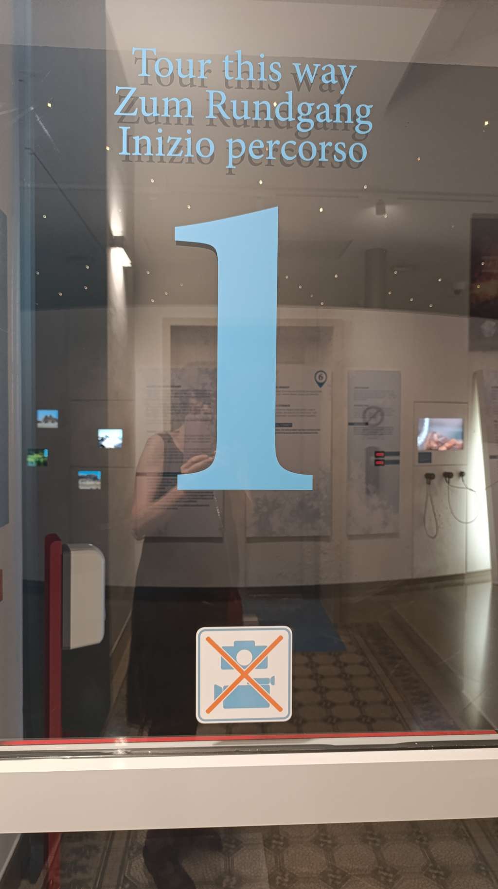 bozen museum fotografieren verboten