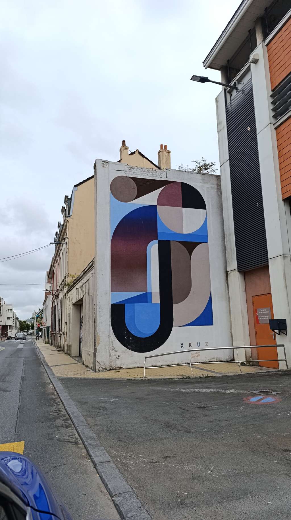 calais streetart seitenstrasse