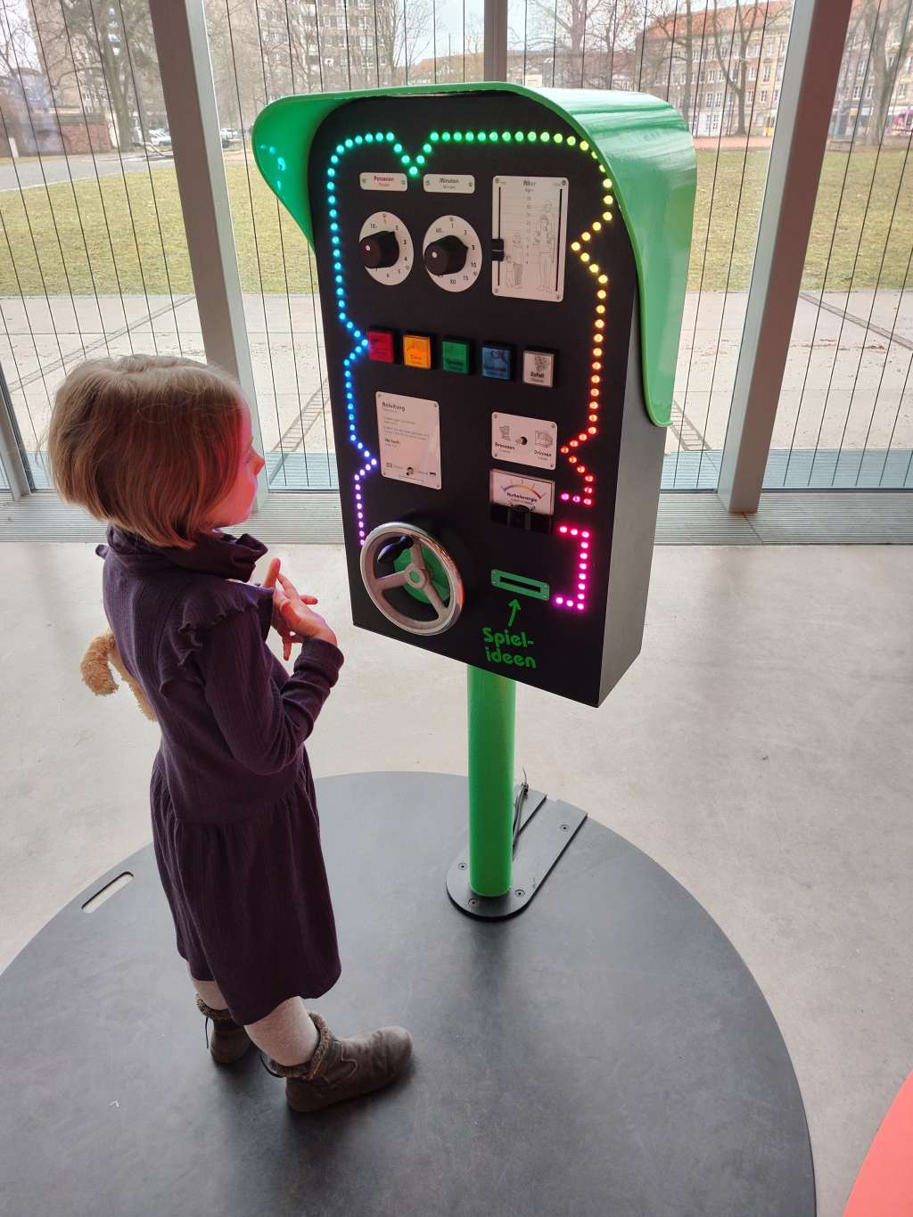 bauhaus museum dessau mit kindern spielomat