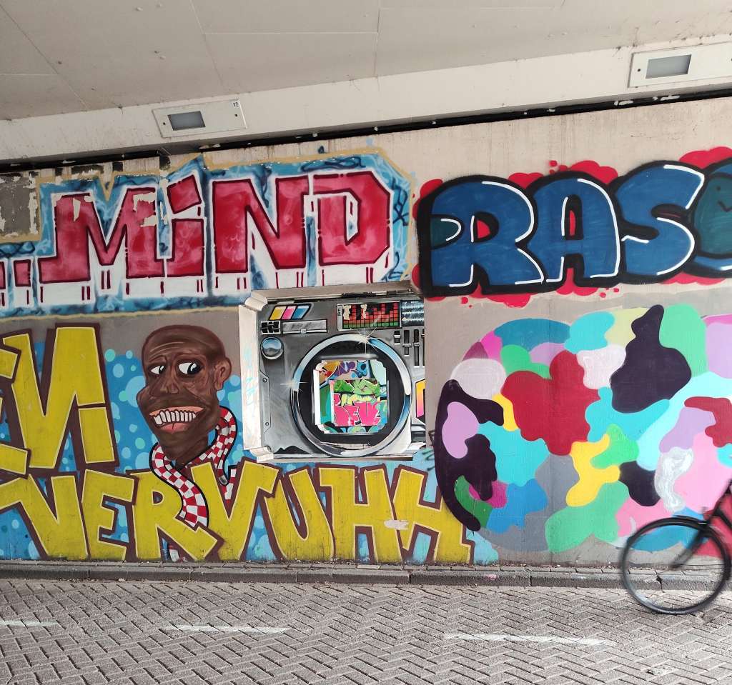 eindhoven streetart unterfuehrung