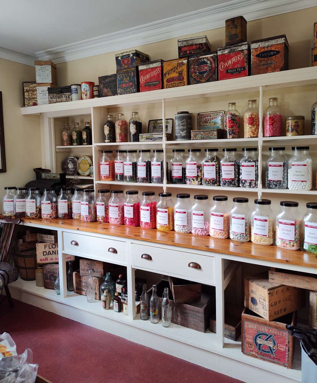 highland folk museum sweetshop