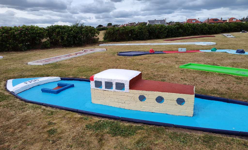 minigolf pittenweem